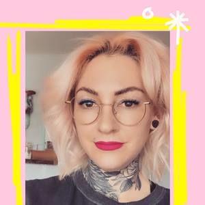 Meet your Posher, Monique